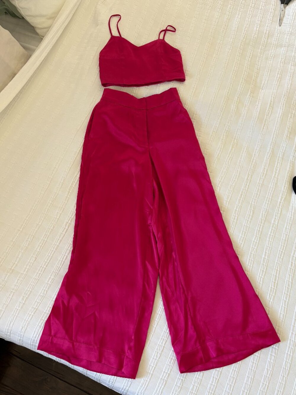 House of Harlow 1960 Magenta Satin Cami & Wide Leg Pants Set XS